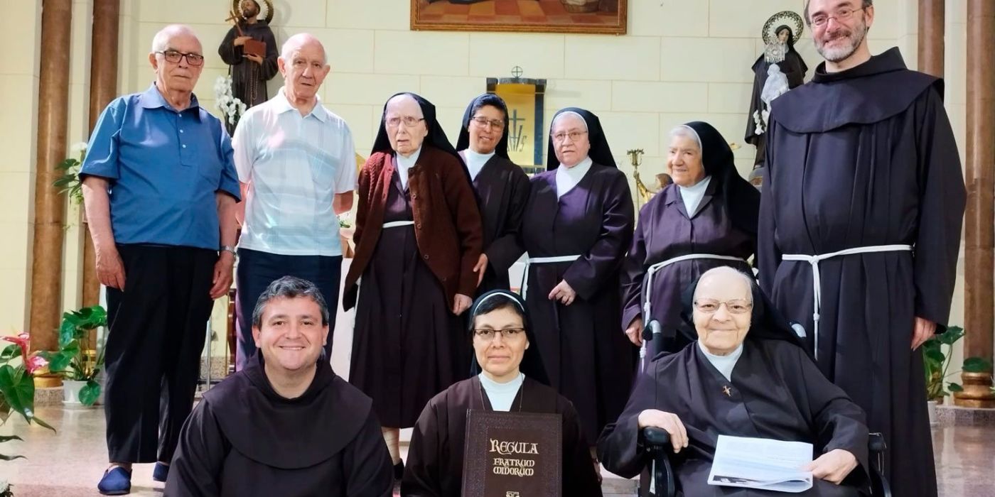Celebración de la aprobación de la Regla con las hermanas clarisas de Carabanchel