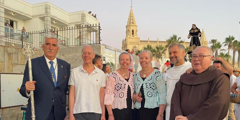San Francisco recorre las calles de Chipiona en el VIII Centenario de su Tránsito