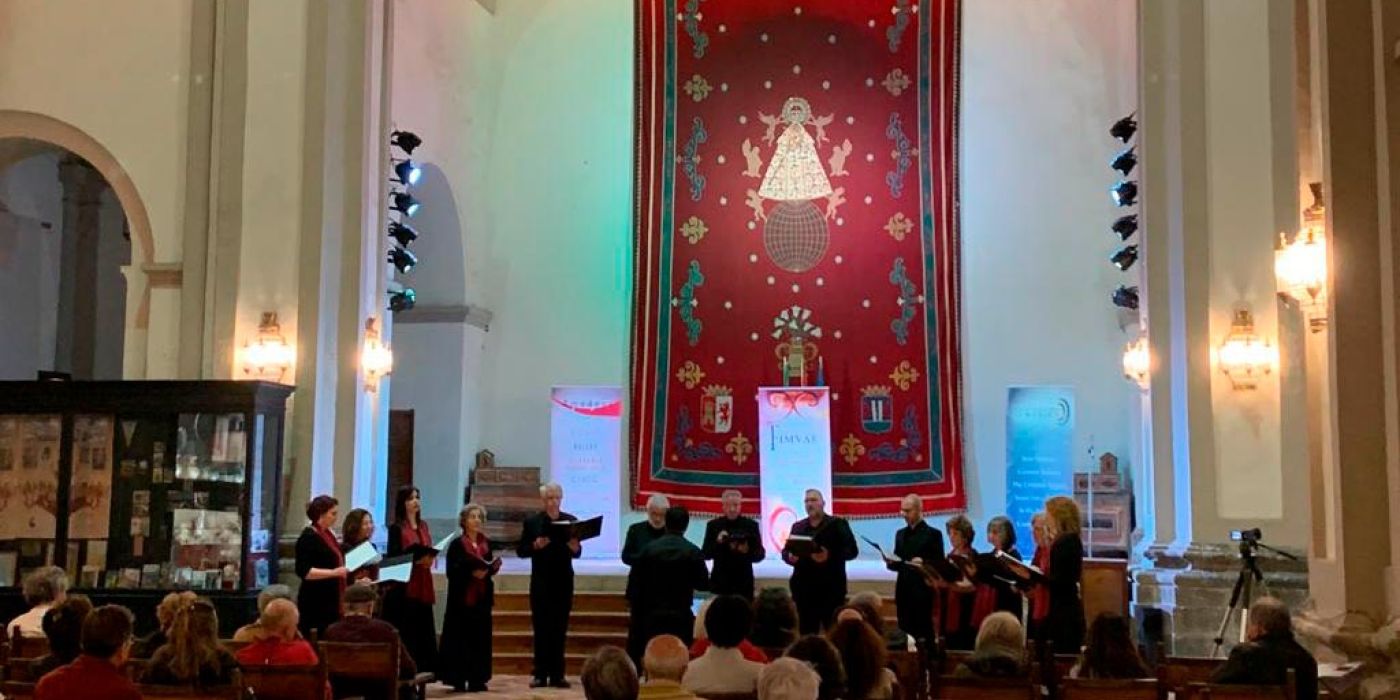 Guadalupe escucha músicas lusas
